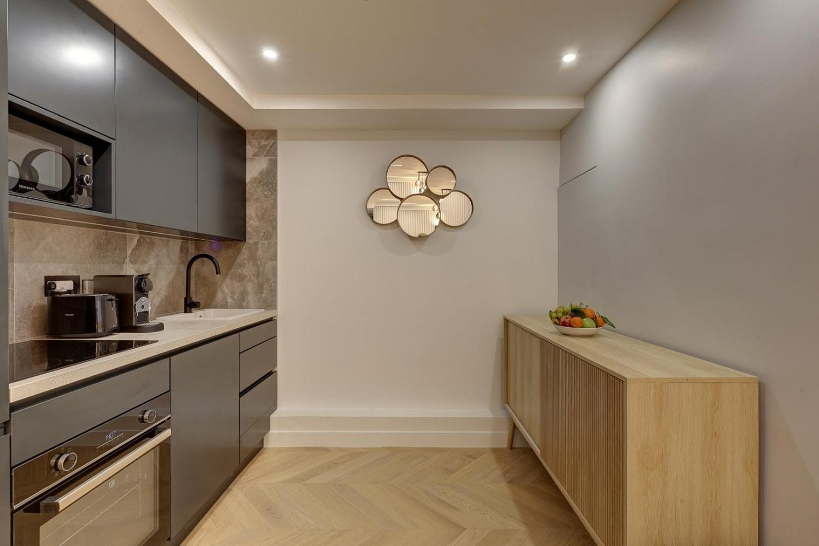 368 Suite Fondary 3 - Superb Apartment In パリ エクステリア 写真